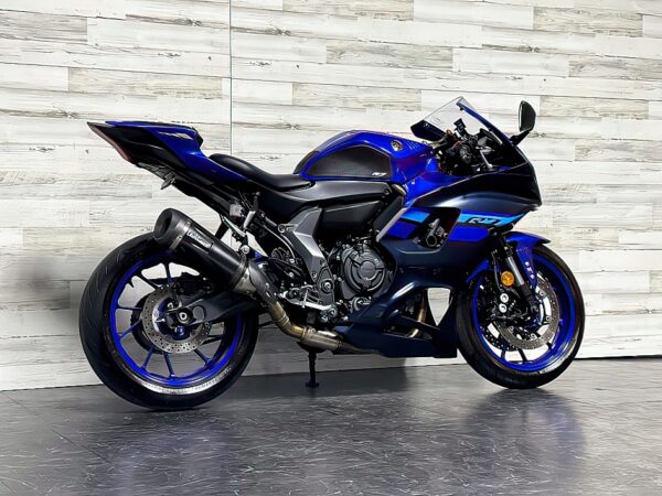 2024 Yamaha YZF-R7 - Image 3