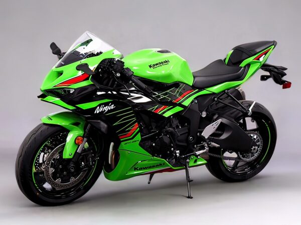 2024 Kawasaki Ninja ZX-6R - Image 3
