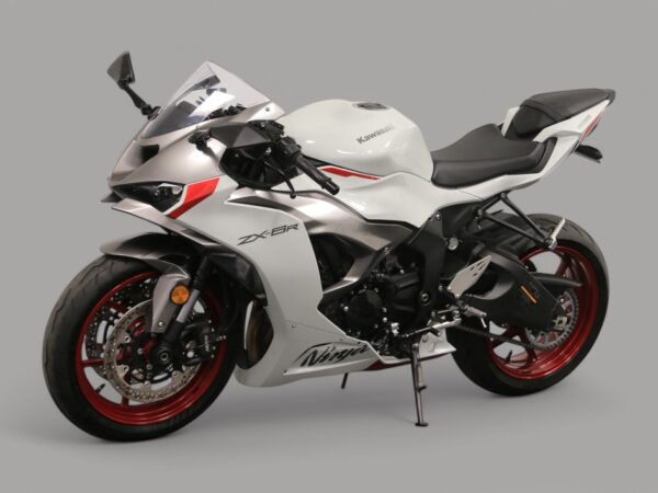 2024 Kawasaki Ninja ZX-6R - Image 2