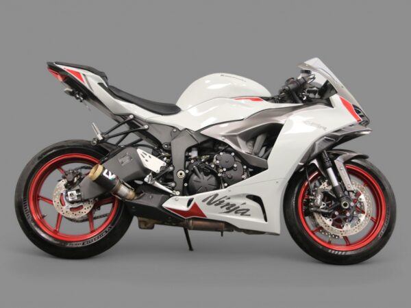 2025 Kawasaki ZX-6R - Image 6