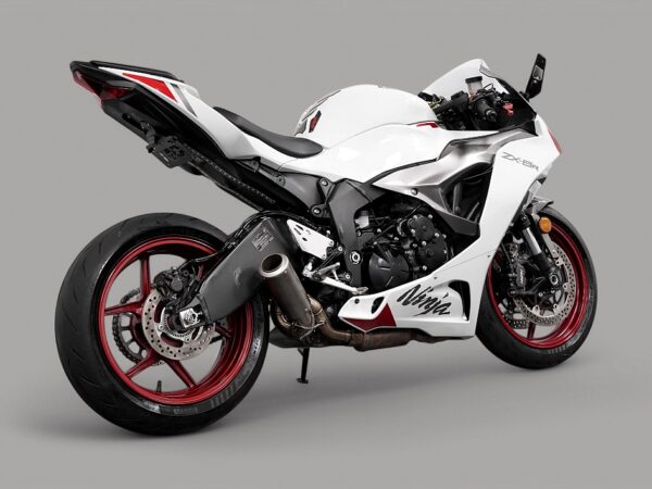 2024 Kawasaki Ninja ZX-6R - Image 3