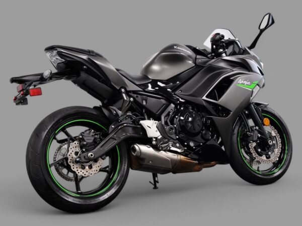 2024 Kawasaki Ninja 650 - Image 3