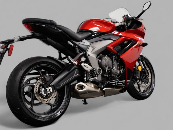 2025 Triumph DAYTONA 660 - Image 2