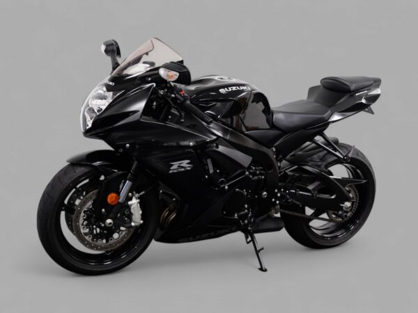 2024 Suzuki GSX-R600 - Image 2