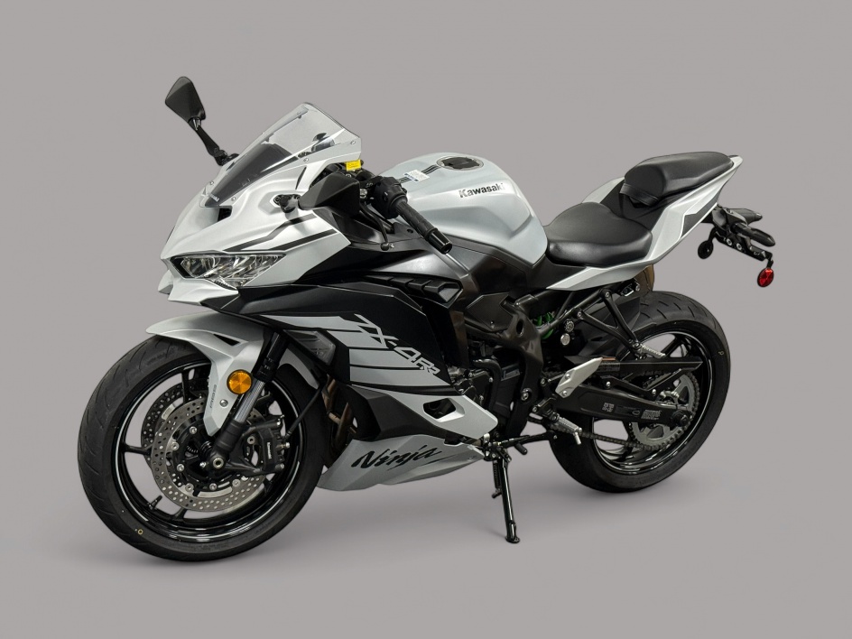 2025 Kawasaki Ninja ZX-4RR
