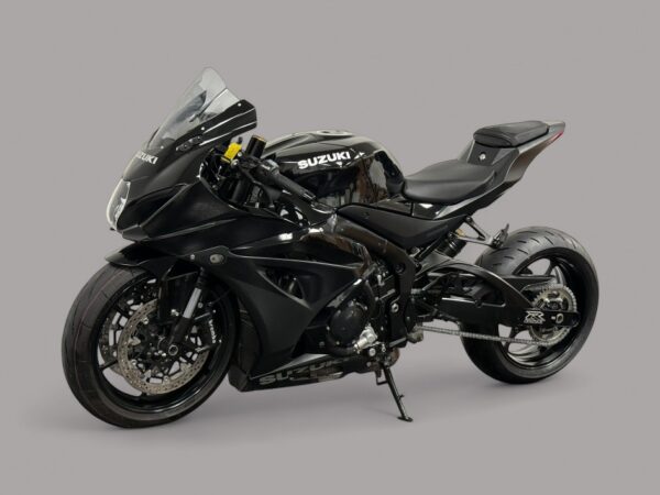 2024  Suzuki GSX-R1000 - Image 2