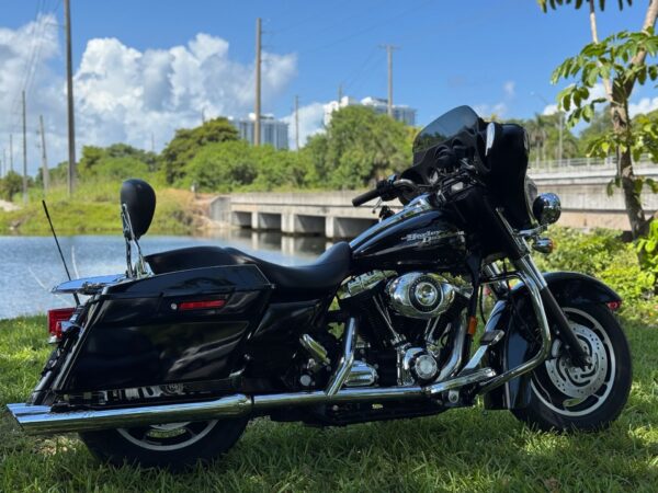 2007 Harley-Davidson Street Glide™ for Sale - Image 3